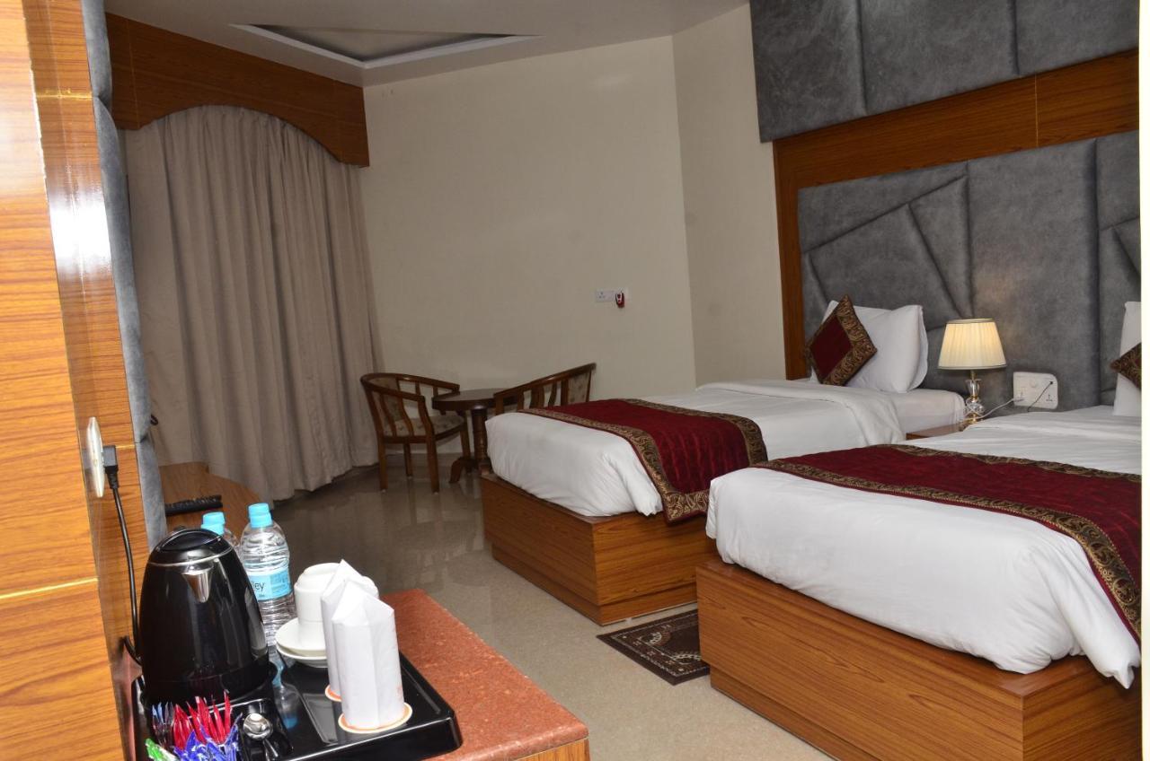 Hotel Anand International Bodh Gaya Extérieur photo
