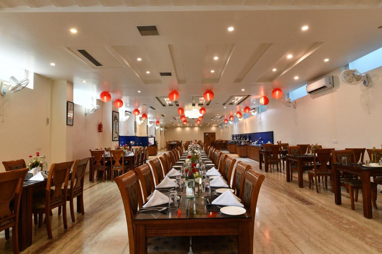 Hotel Anand International Bodh Gaya Extérieur photo