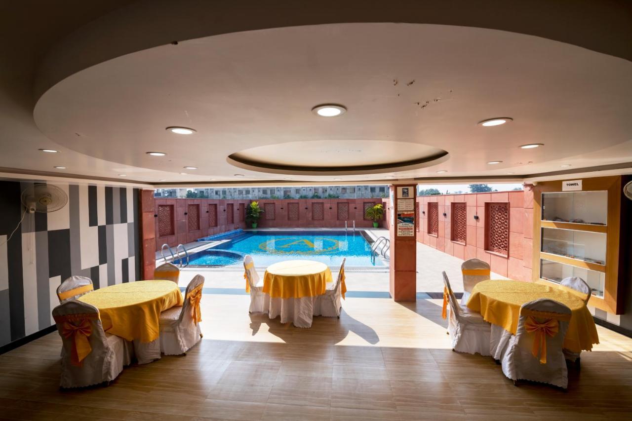 Hotel Anand International Bodh Gaya Extérieur photo