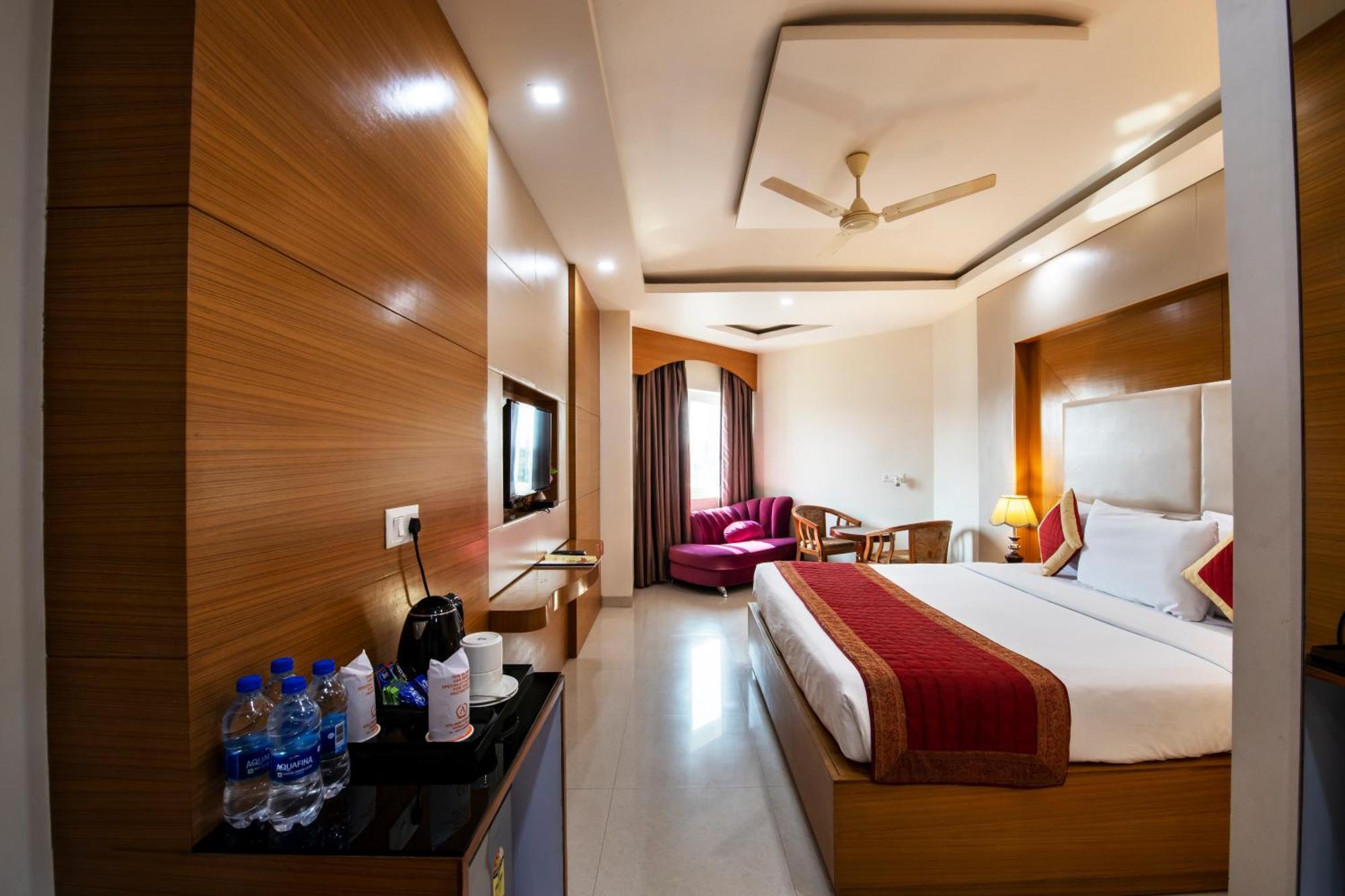 Hotel Anand International Bodh Gaya Extérieur photo