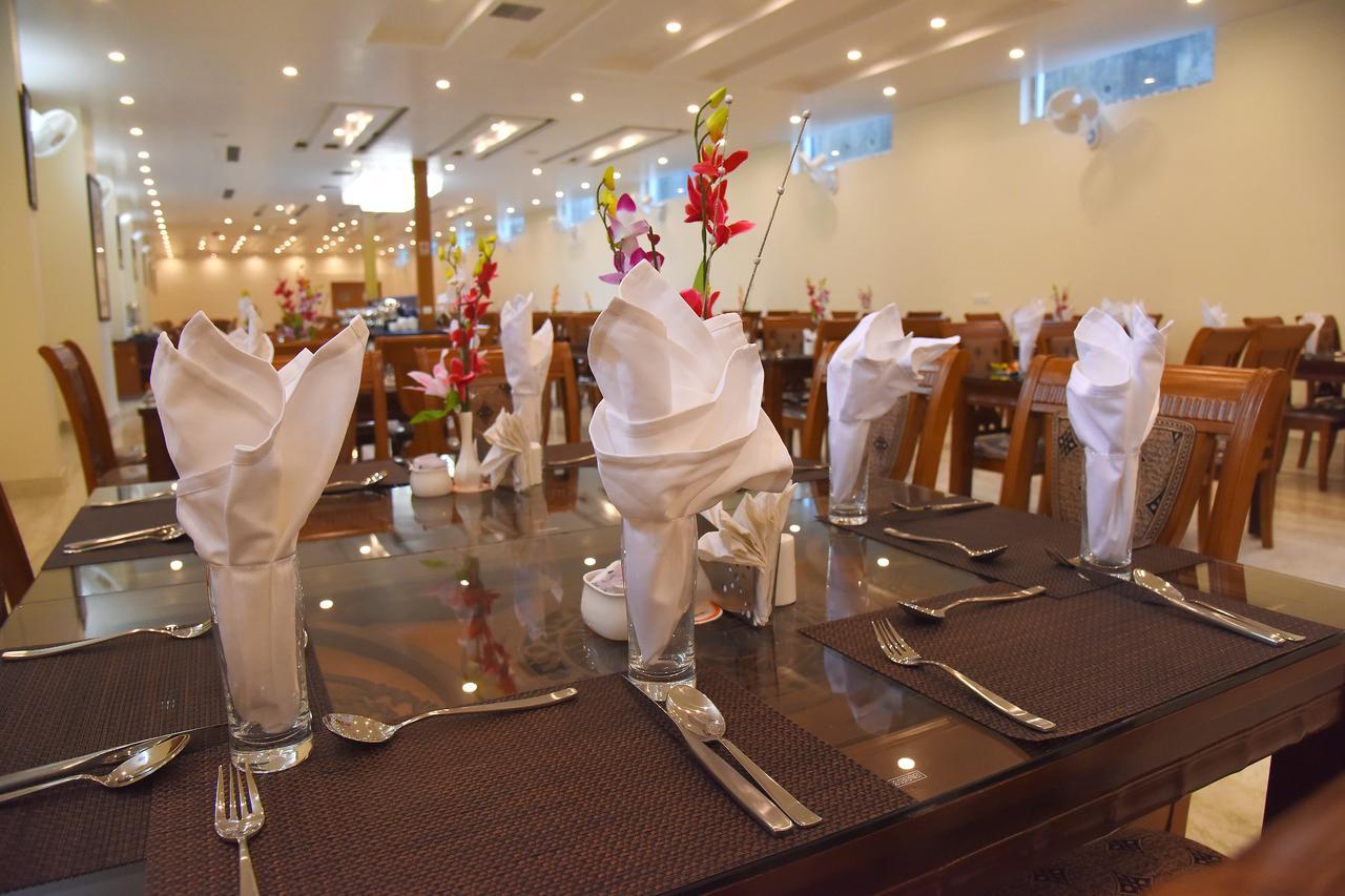 Hotel Anand International Bodh Gaya Extérieur photo